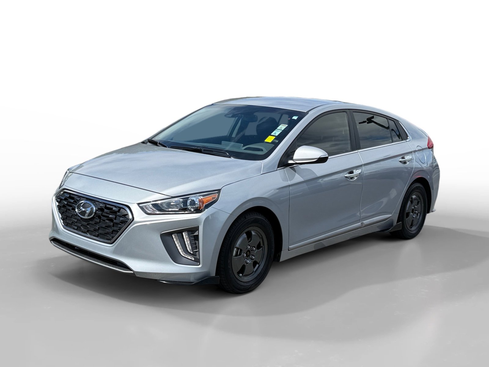 Certified 2022 Hyundai Ioniq SE FWD image 1