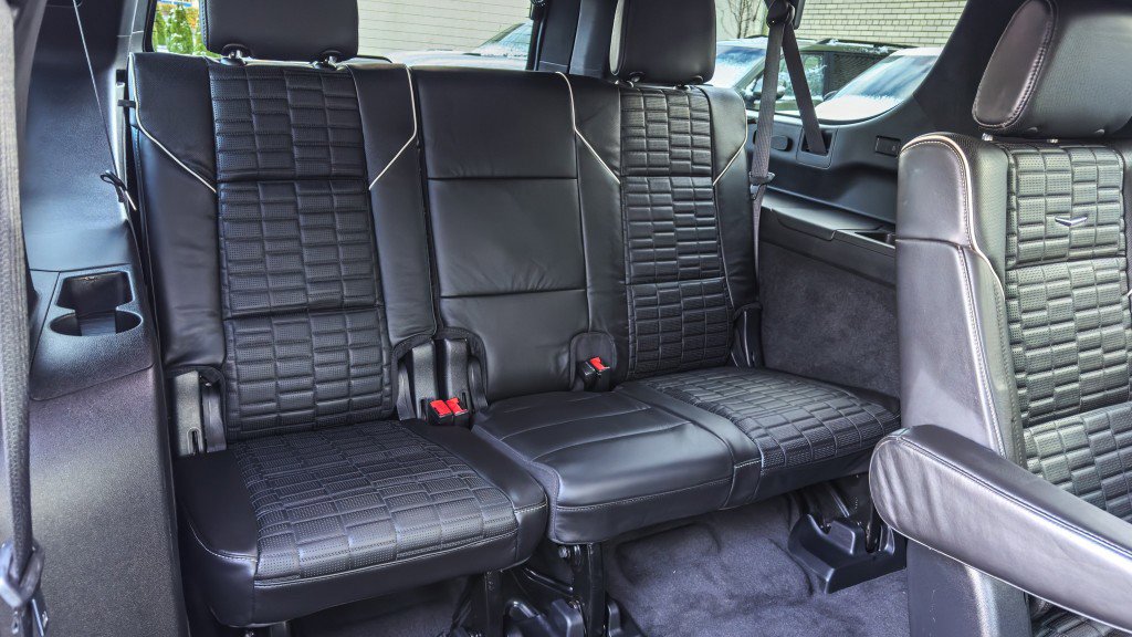 Used 2022 Cadillac Escalade ESV Sport Platinum w/ Heavy-Duty Trailer Package image 26