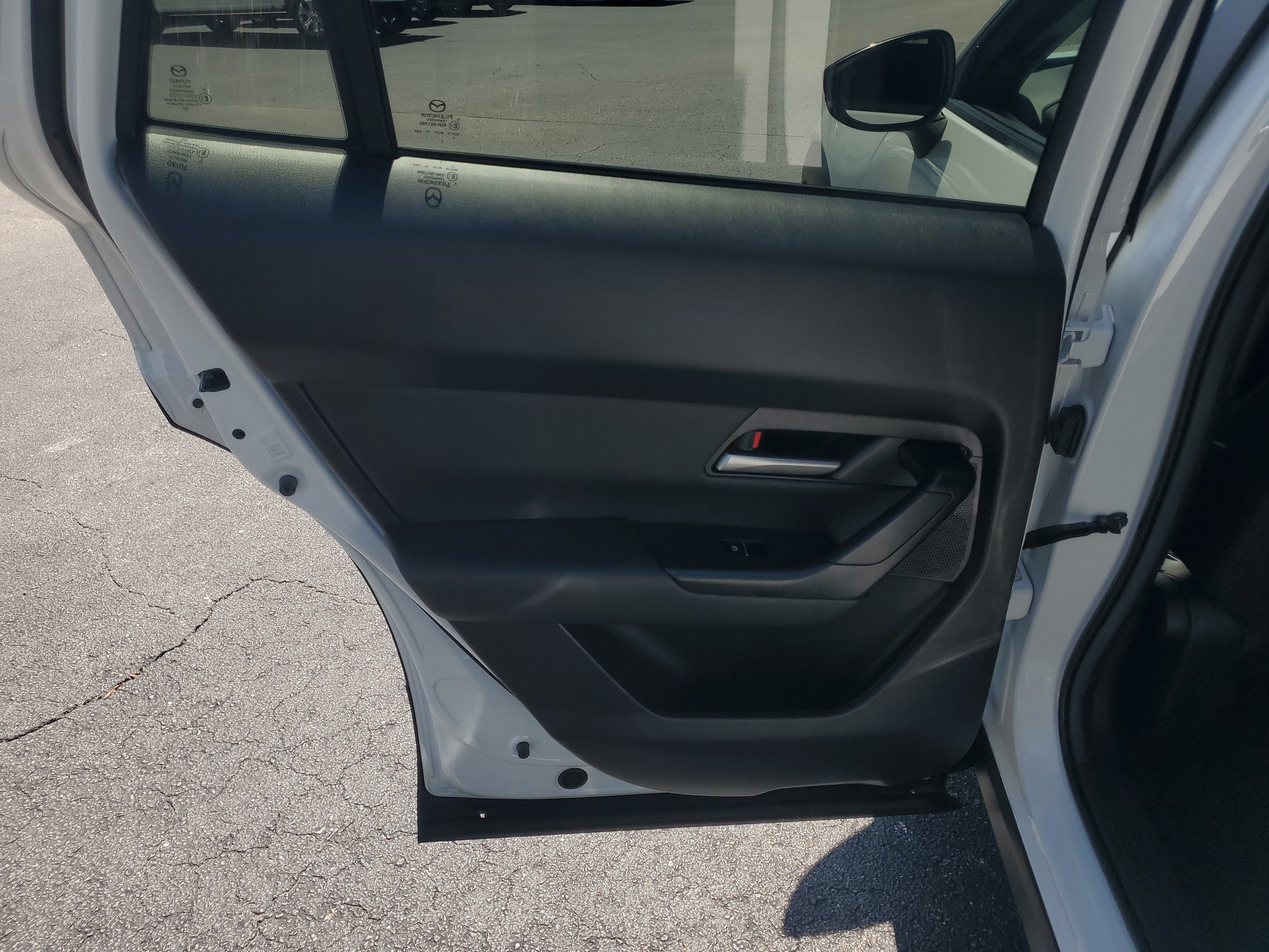 Used 2023 MAZDA CX-50 AWD 2.5 S w/ Cargo Package image 15
