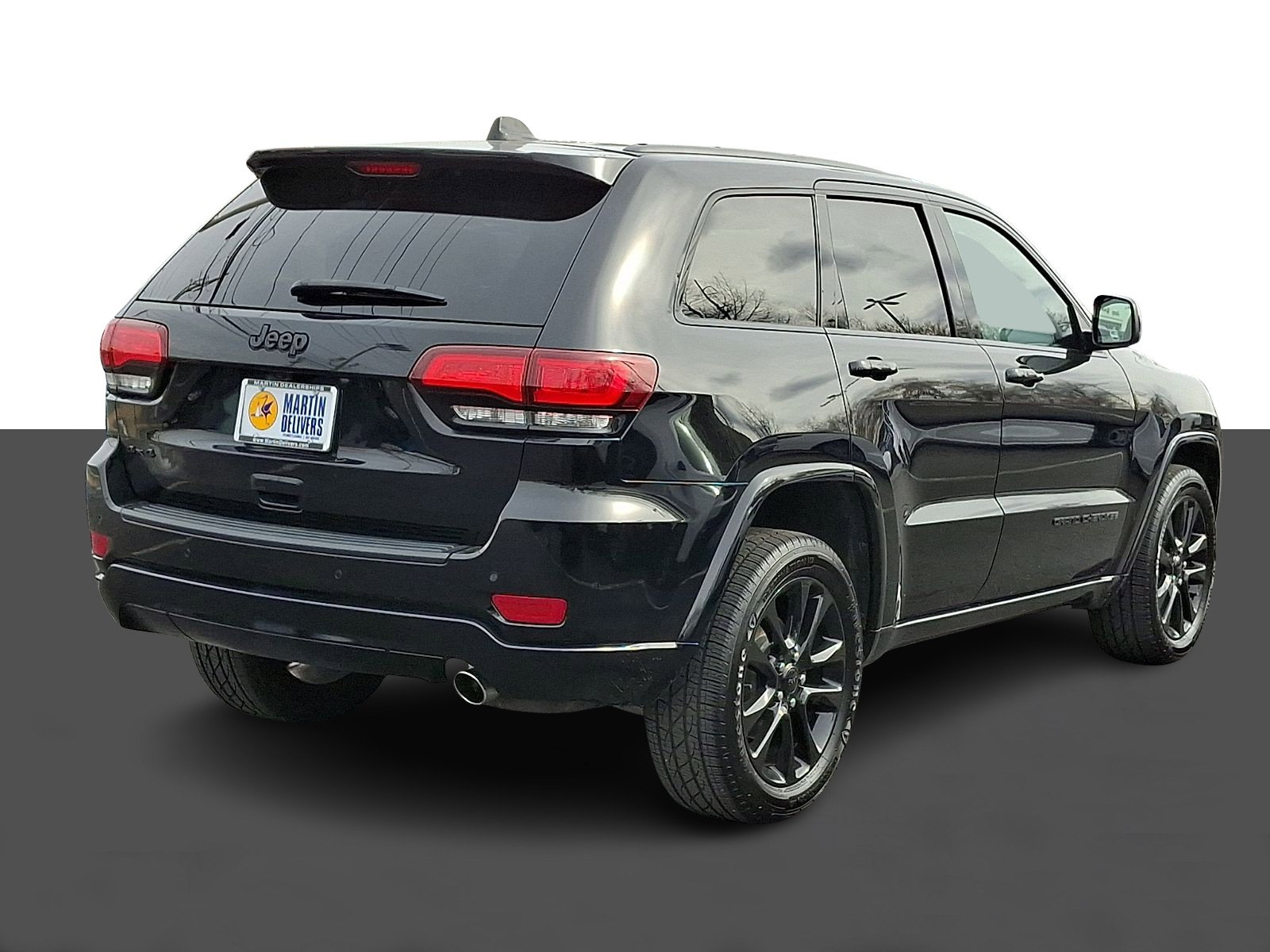 Used 2020 Jeep Grand Cherokee Altitude image 6