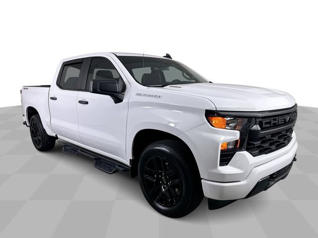 Used 2025 Chevrolet Silverado 1500 Custom AWD/4WD image 2