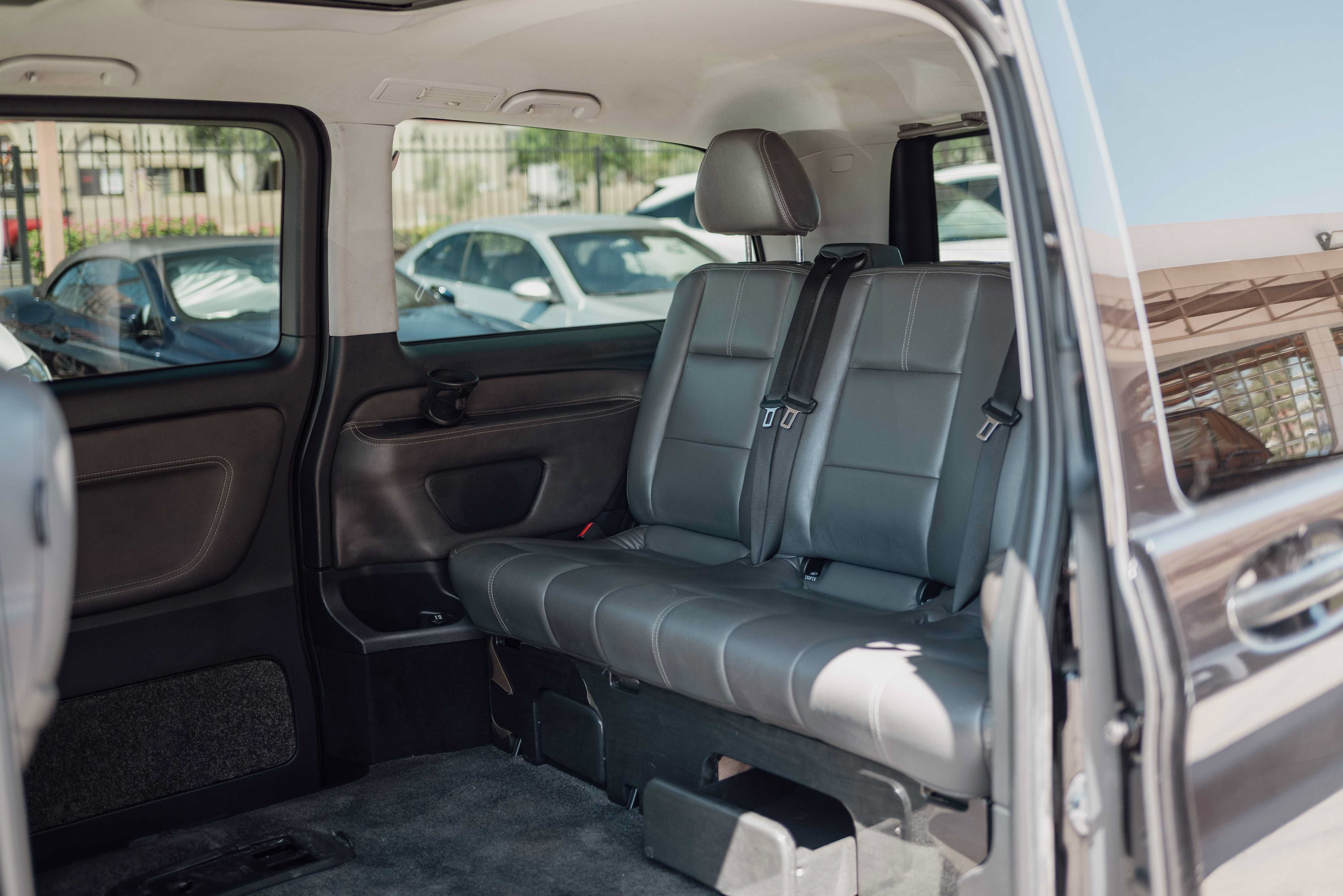 Used 2017 Mercedes-Benz Metris Passenger image 7
