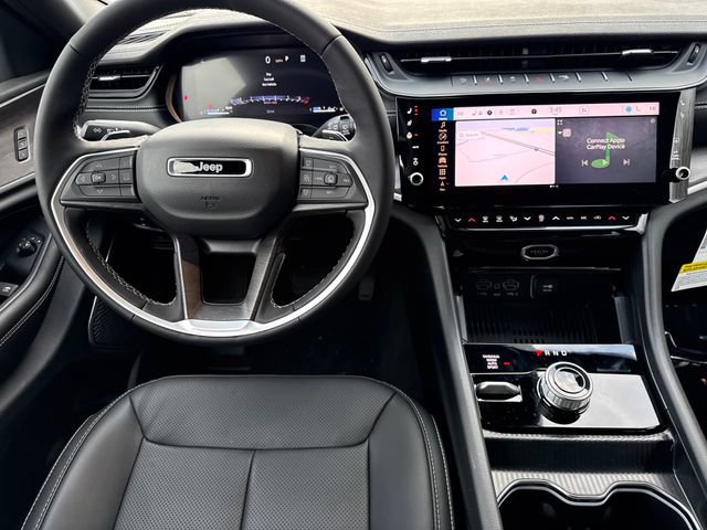 New 2026 Jeep Grand Cherokee Limited AWD/4WD image 18