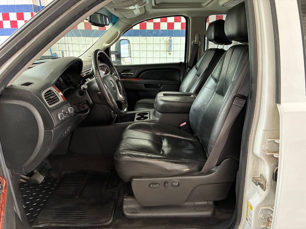 Used 2011 GMC Sierra 3500 SLT AWD/4WD image 8