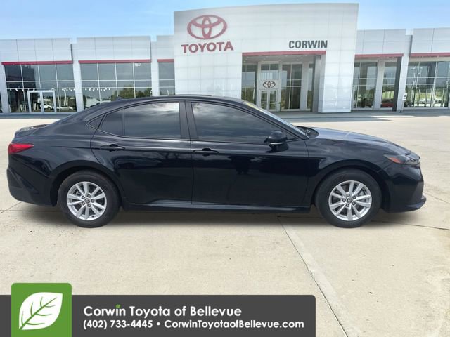 Used 2025 Toyota Camry LE image 6
