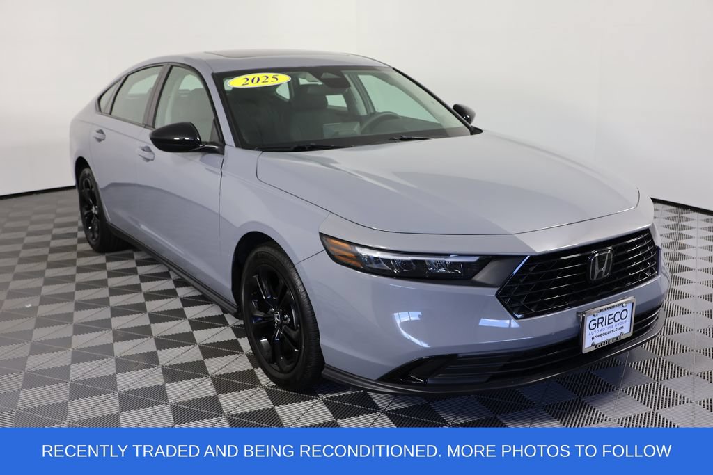 Used 2025 Honda Accord SE image 1