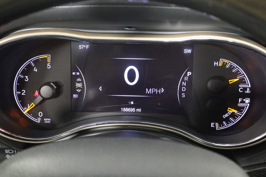 Used 2014 Jeep Grand Cherokee Summit image 10