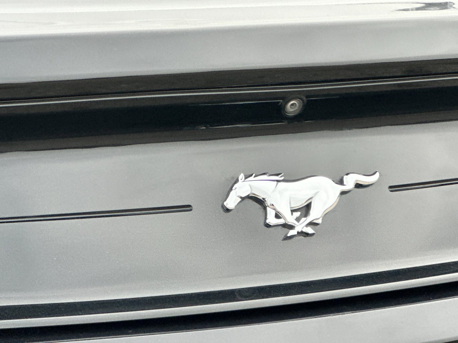 Certified 2018 Ford Mustang Coupe image 25