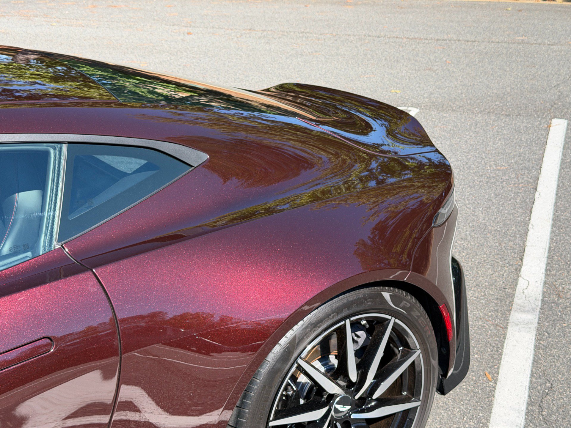 Used 2020 Aston Martin V8 Vantage Coupe RWD image 23
