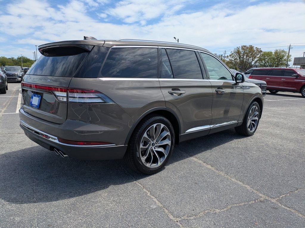 New 2026 Lincoln Aviator Reserve w/ Illumination Package RWD image 4