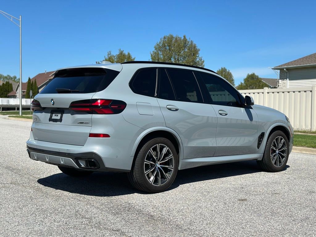 Certified 2026 BMW X5 xDrive40i w/ M Sport Package AWD/4WD image 7