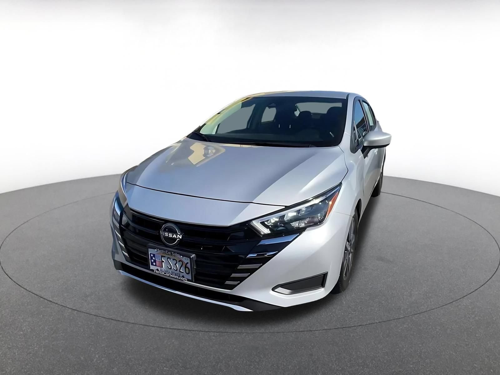 Used 2025 Nissan Versa SV FWD image 6