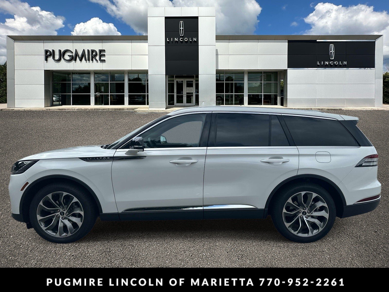 New 2026 Lincoln Aviator Reserve RWD image 4