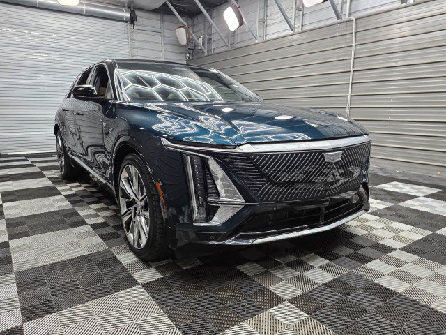 Used 2025 Cadillac Lyriq Luxury w/ Nappa Leather Package AWD/4WD image 5