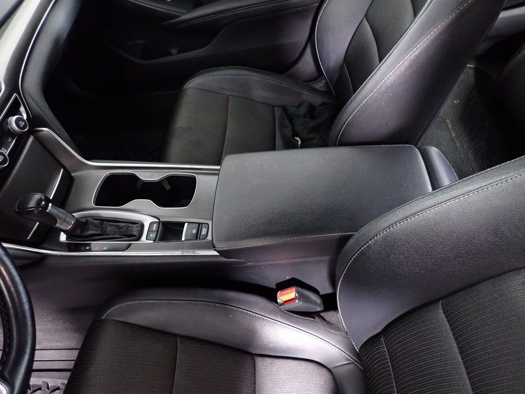 Used 2020 Honda Accord Sport image 25
