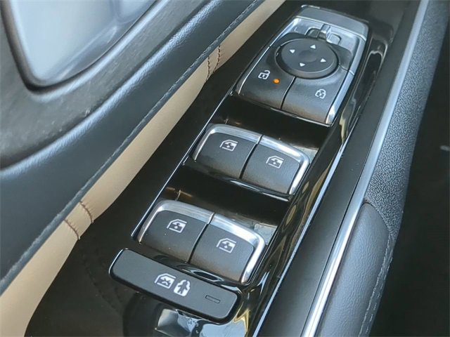 Used 2025 Kia Sorento SX Prestige w/ Olive Brown Leather Package image 24