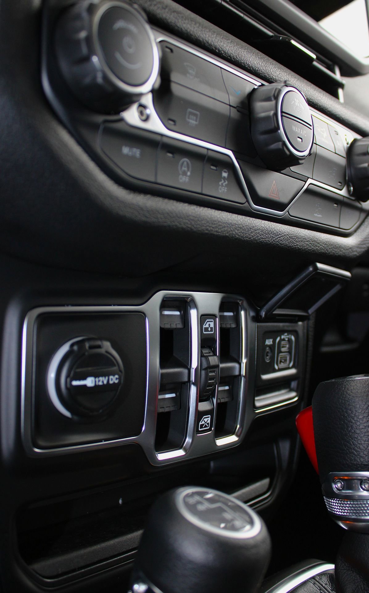 New 2026 Jeep Wrangler Unlimited Sport image 24