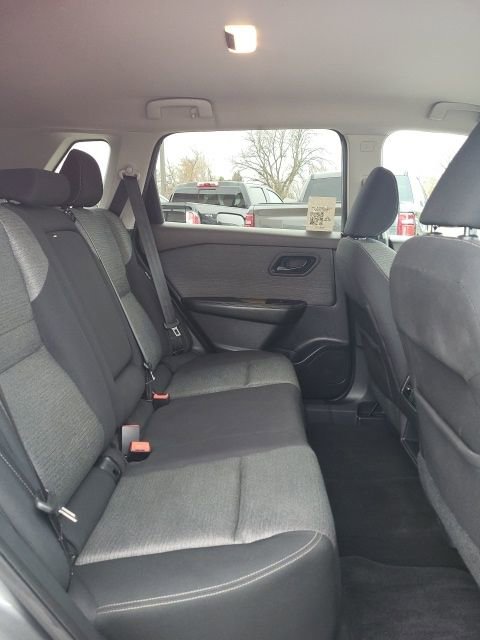 Used 2021 Nissan Rogue S image 17