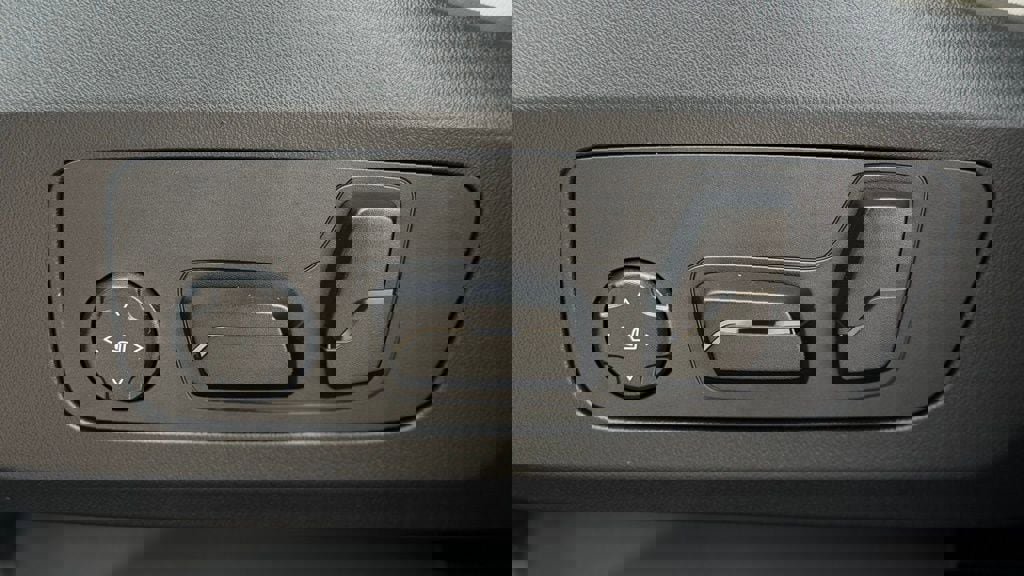 New 2026 BMW X1 xDrive28i w/ Technology Package image 14