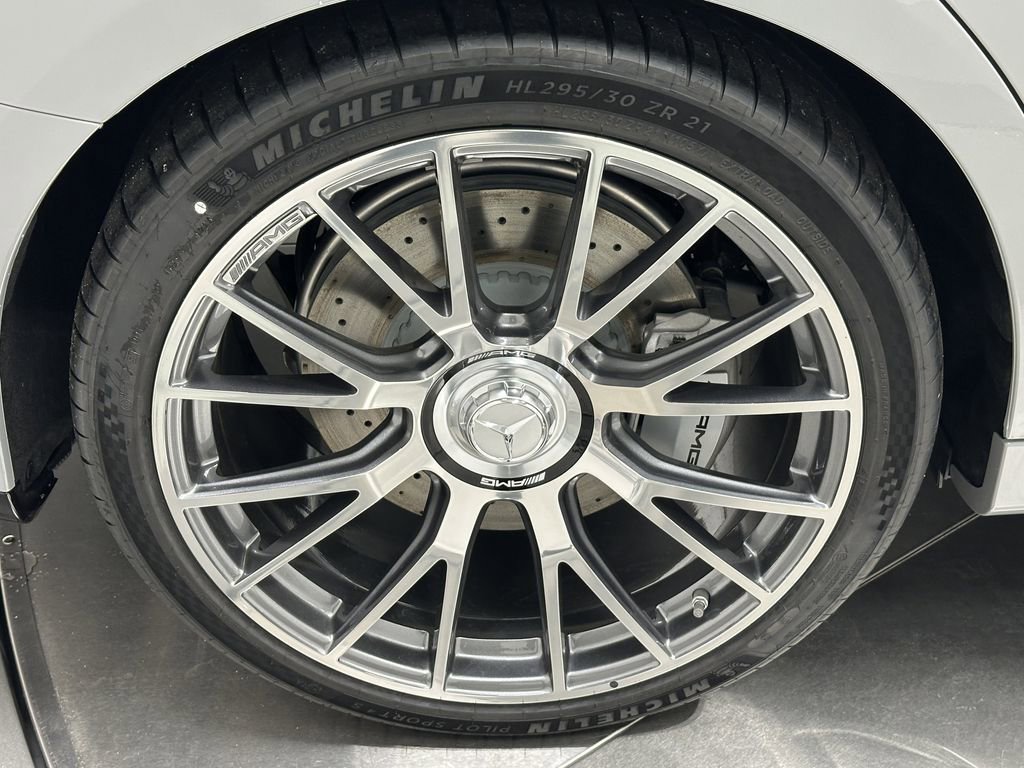 New 2026 Mercedes-Benz E 53 AMG e 4MATIC Sedan image 21