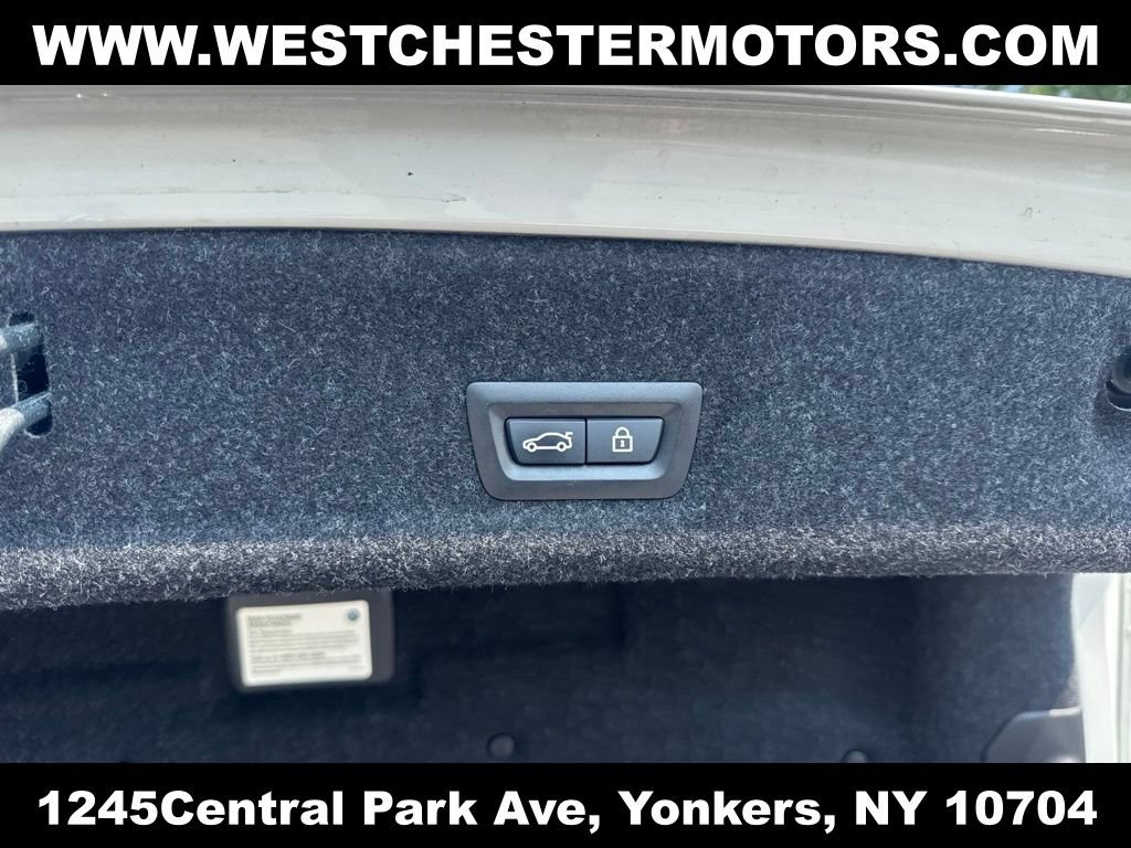 Used 2019 BMW 330i xDrive Sedan w/ M Sport Package AWD/4WD image 25