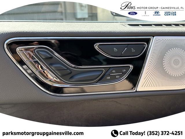 New 2024 Lincoln Navigator L Reserve AWD/4WD image 19