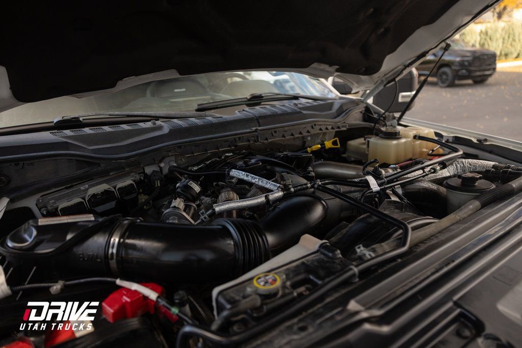 Used 2017 Ford F450 Platinum w/ Platinum Ultimate Package AWD/4WD image 30