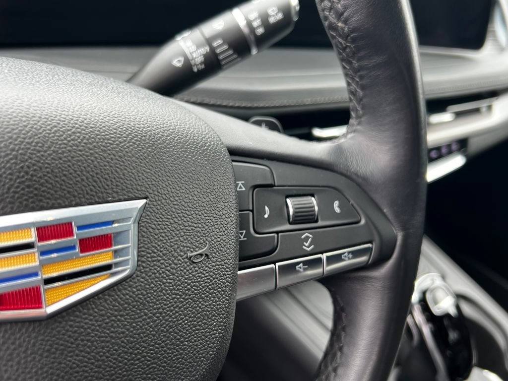 Used 2024 Cadillac XT4 Premium Luxury AWD/4WD image 25
