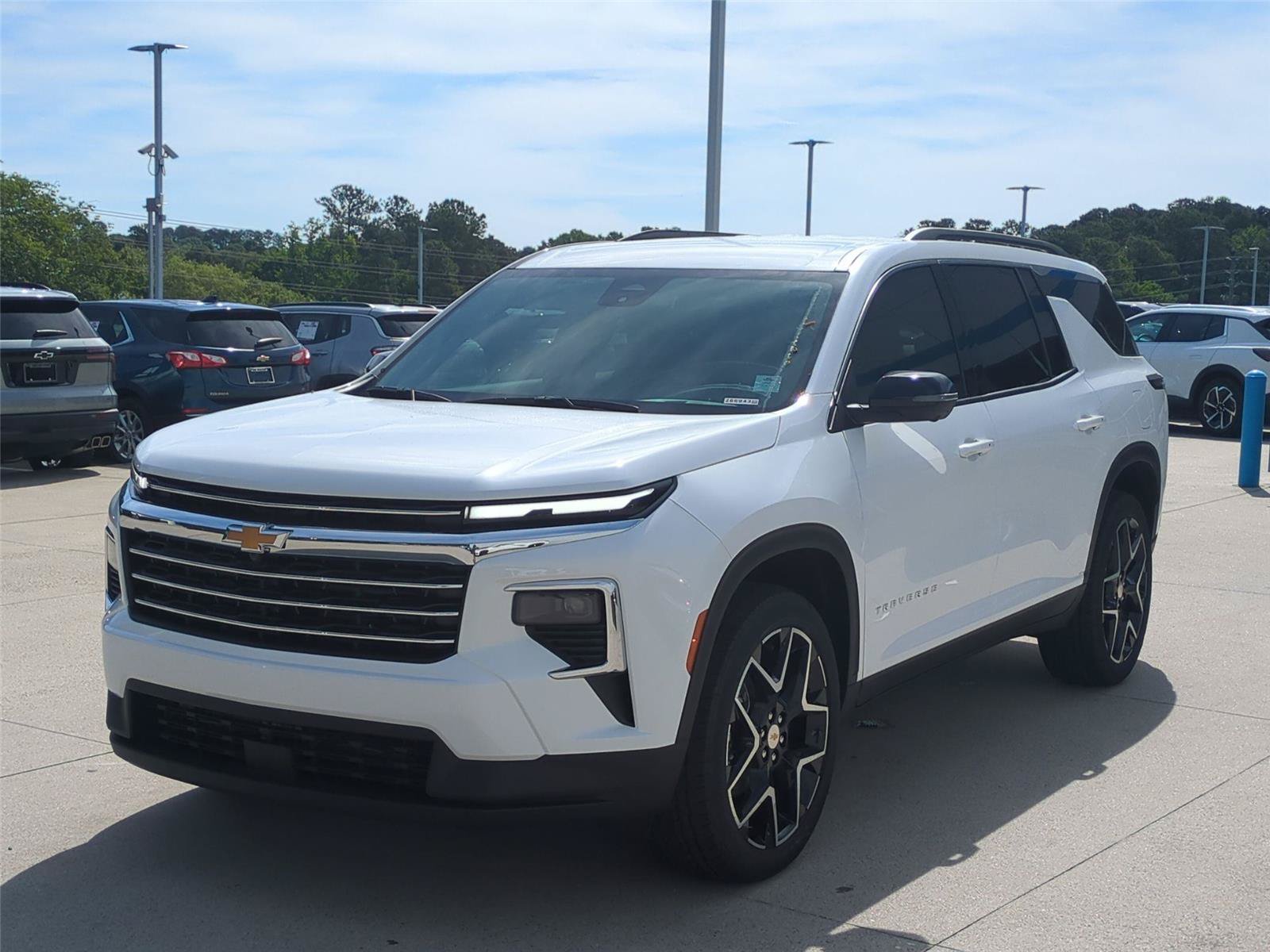 New 2026 Chevrolet Traverse LT w/ Driver Confidence Package