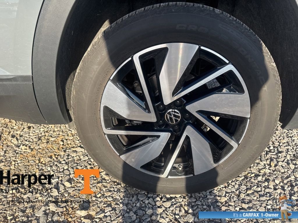 Used 2025 Volkswagen Atlas SE image 20