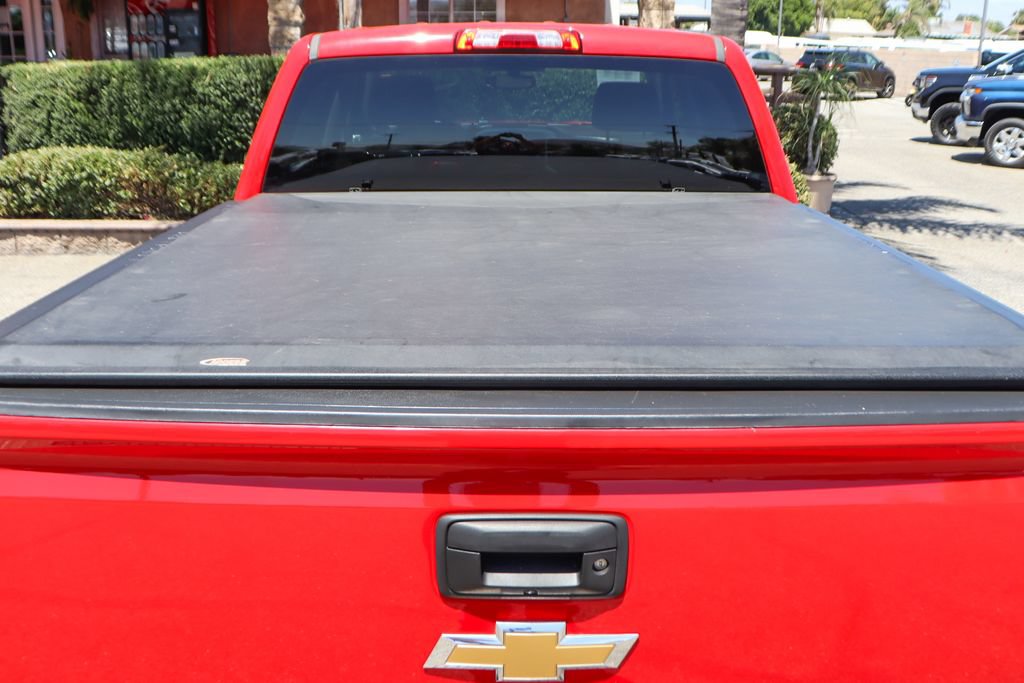 Used 2018 Chevrolet Silverado 1500 LT w/ All Star Edition AWD/4WD image 8