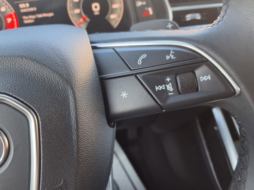 Used 2021 Audi Q7 3.0T Prestige image 25