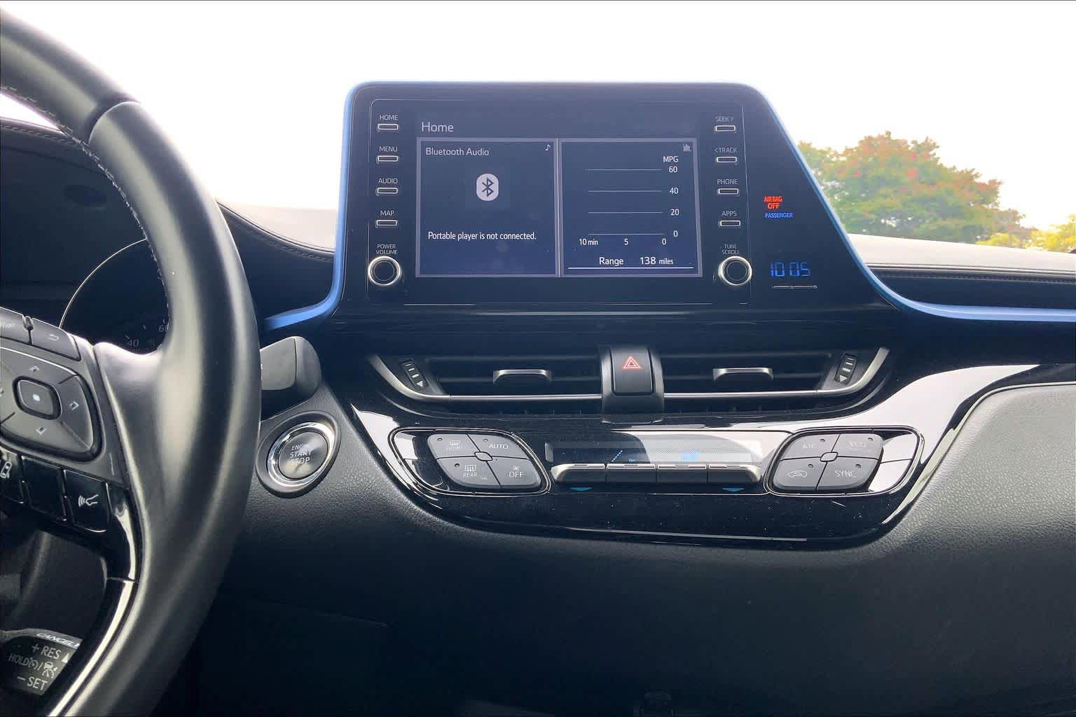 Used 2019 Toyota C-HR XLE FWD image 32