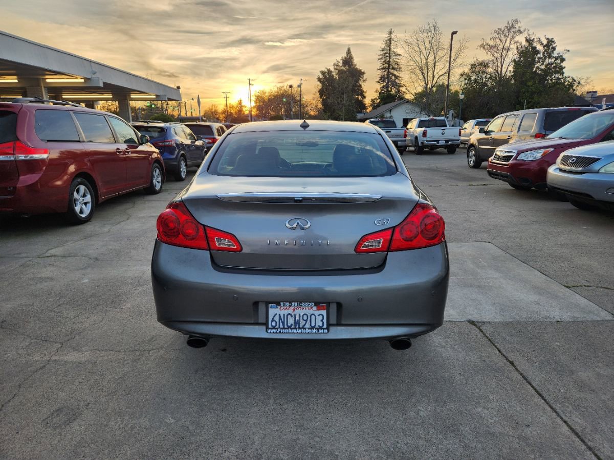 Used 2010 INFINITI G37 Journey w/ Premium Pkg RWD image 5