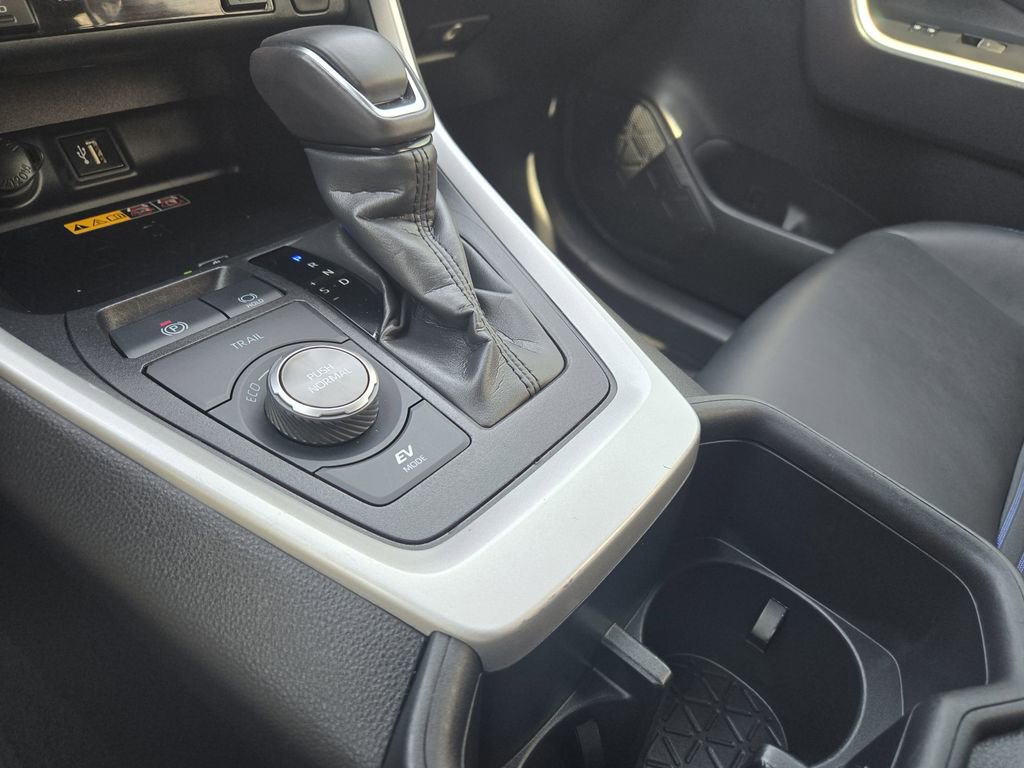 Used 2024 Toyota RAV4 XSE w/ Advanced Technology Package image 22