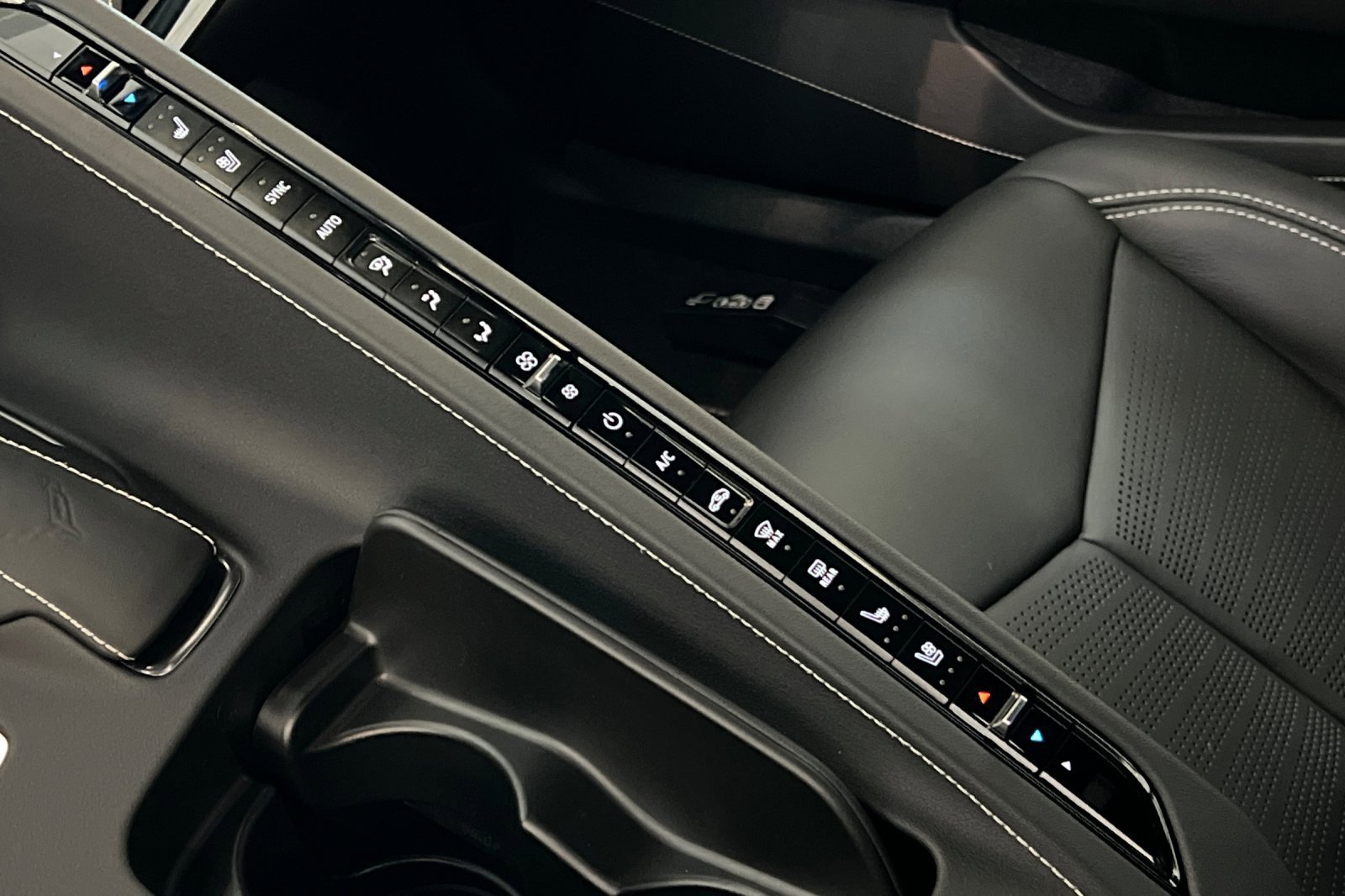 New 2025 Chevrolet Corvette Stingray Preferred Cpe w/ Z51 Performance Package image 19