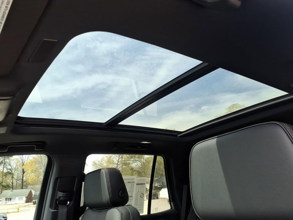 New 2026 Chevrolet Tahoe RST w/ Comfort Package AWD/4WD image 18