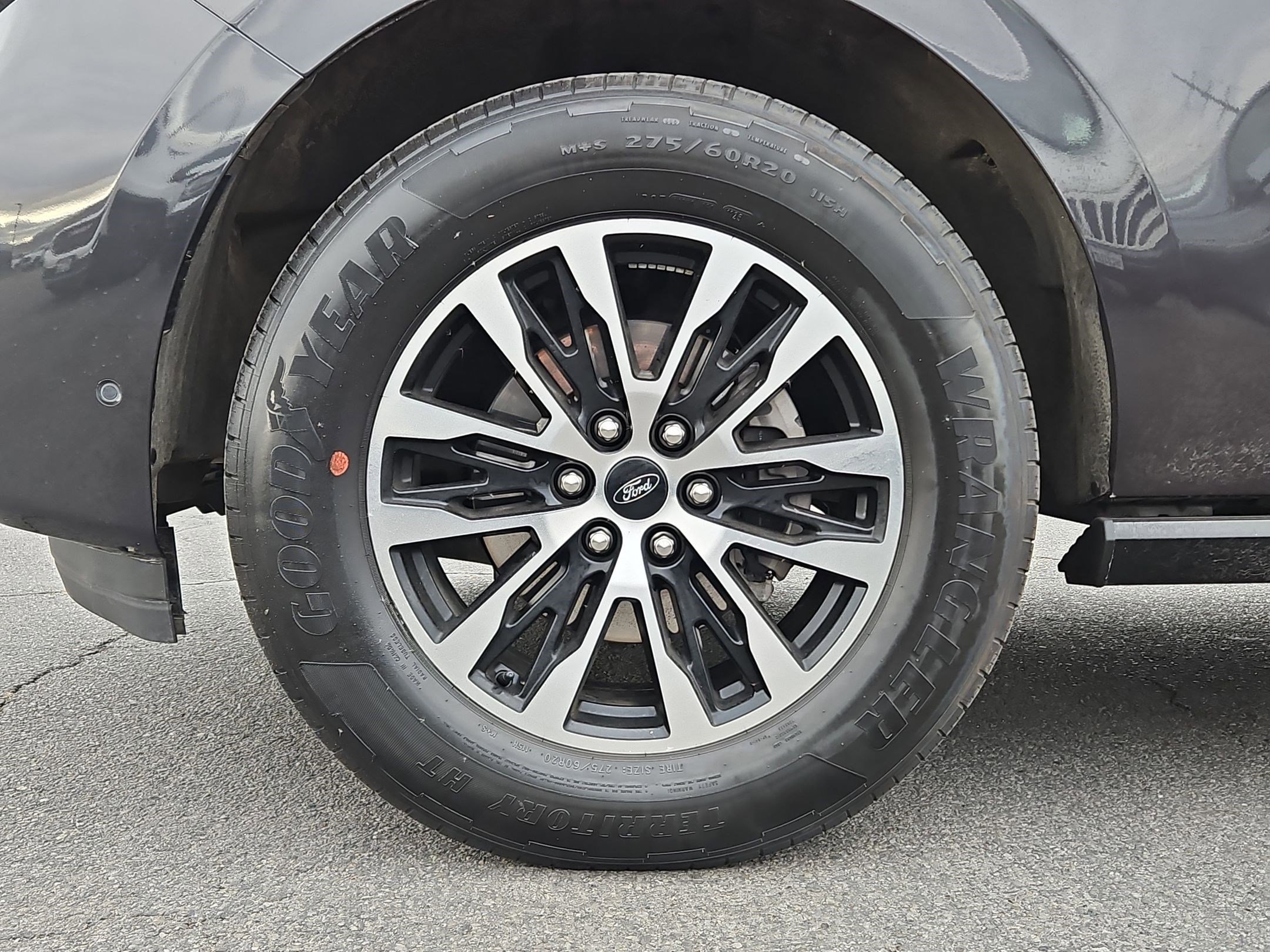 Used 2025 Ford Expedition Max Platinum image 14