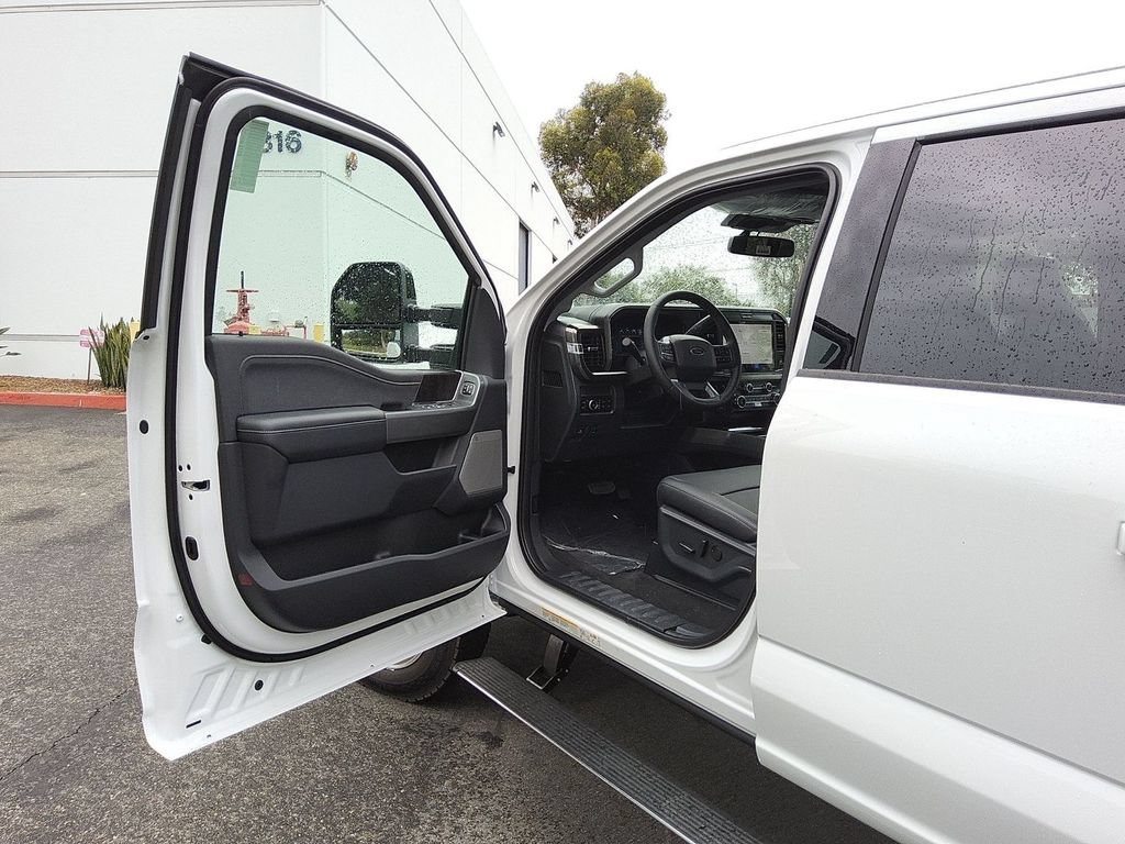 New 2026 Ford F450 Lariat w/ Lariat Ultimate Package AWD/4WD image 5