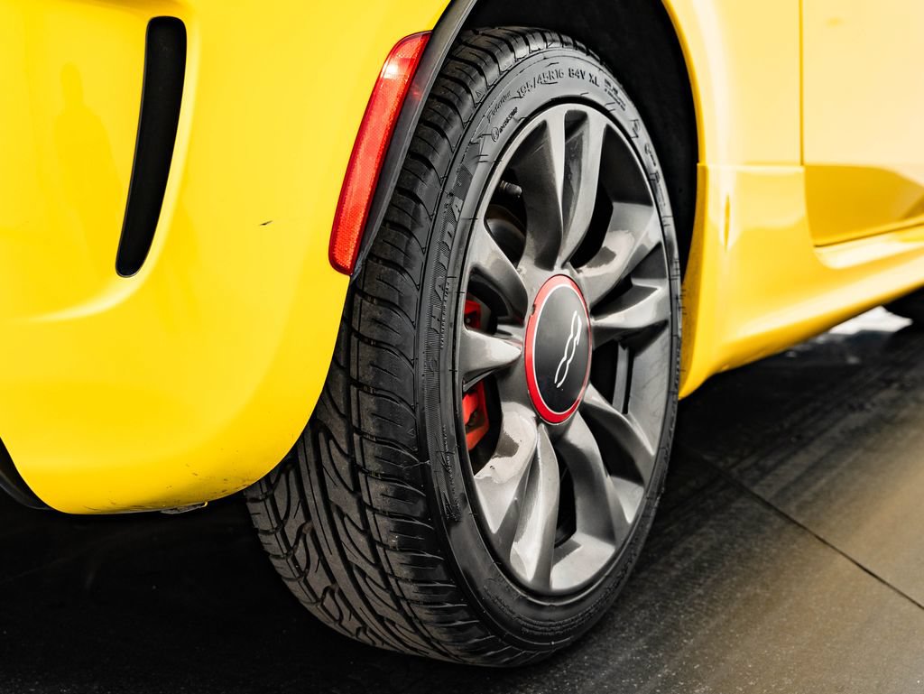 Used 2017 FIAT 500 Abarth FWD image 47