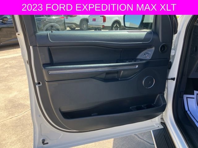 Used 2022 Ford Expedition Max XLT image 28