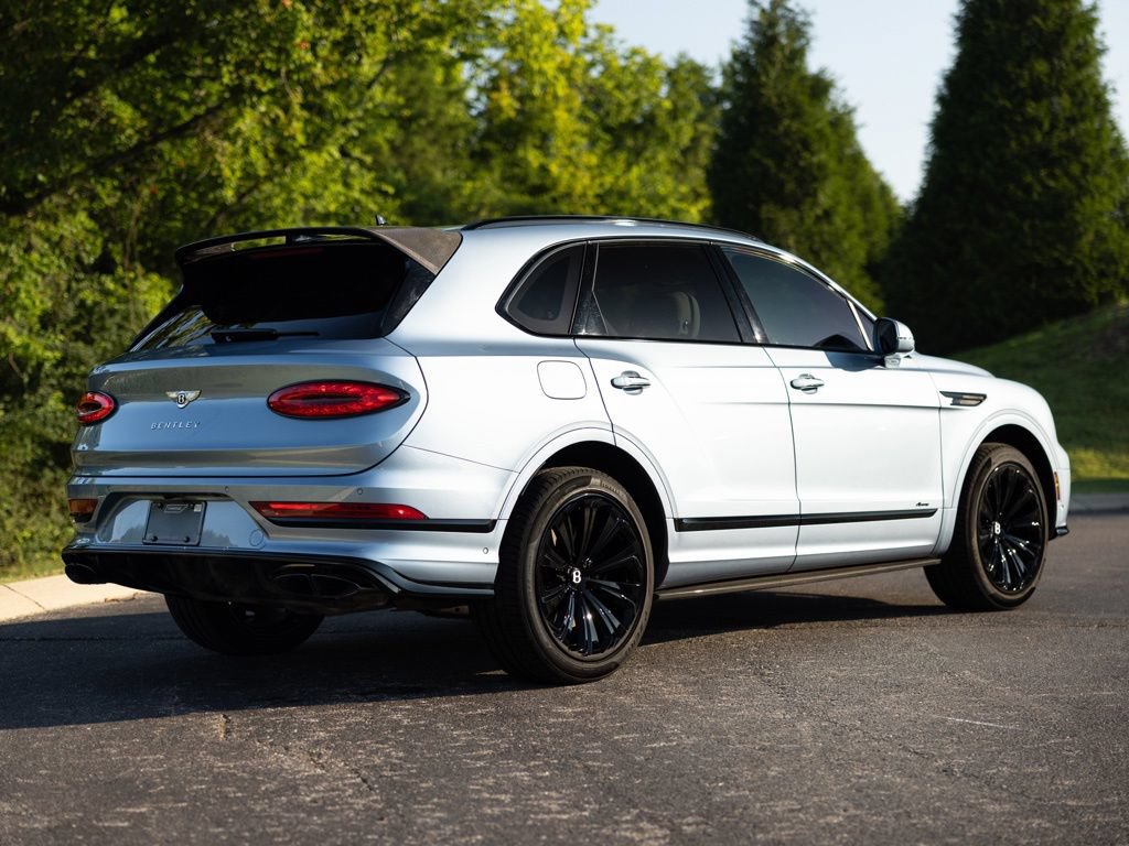 Used 2023 Bentley Bentayga AWD/4WD image 12