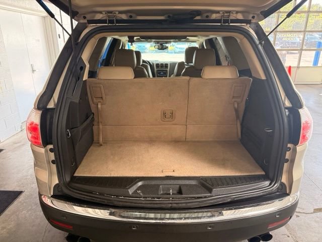 Used 2011 GMC Acadia SLT AWD/4WD image 25