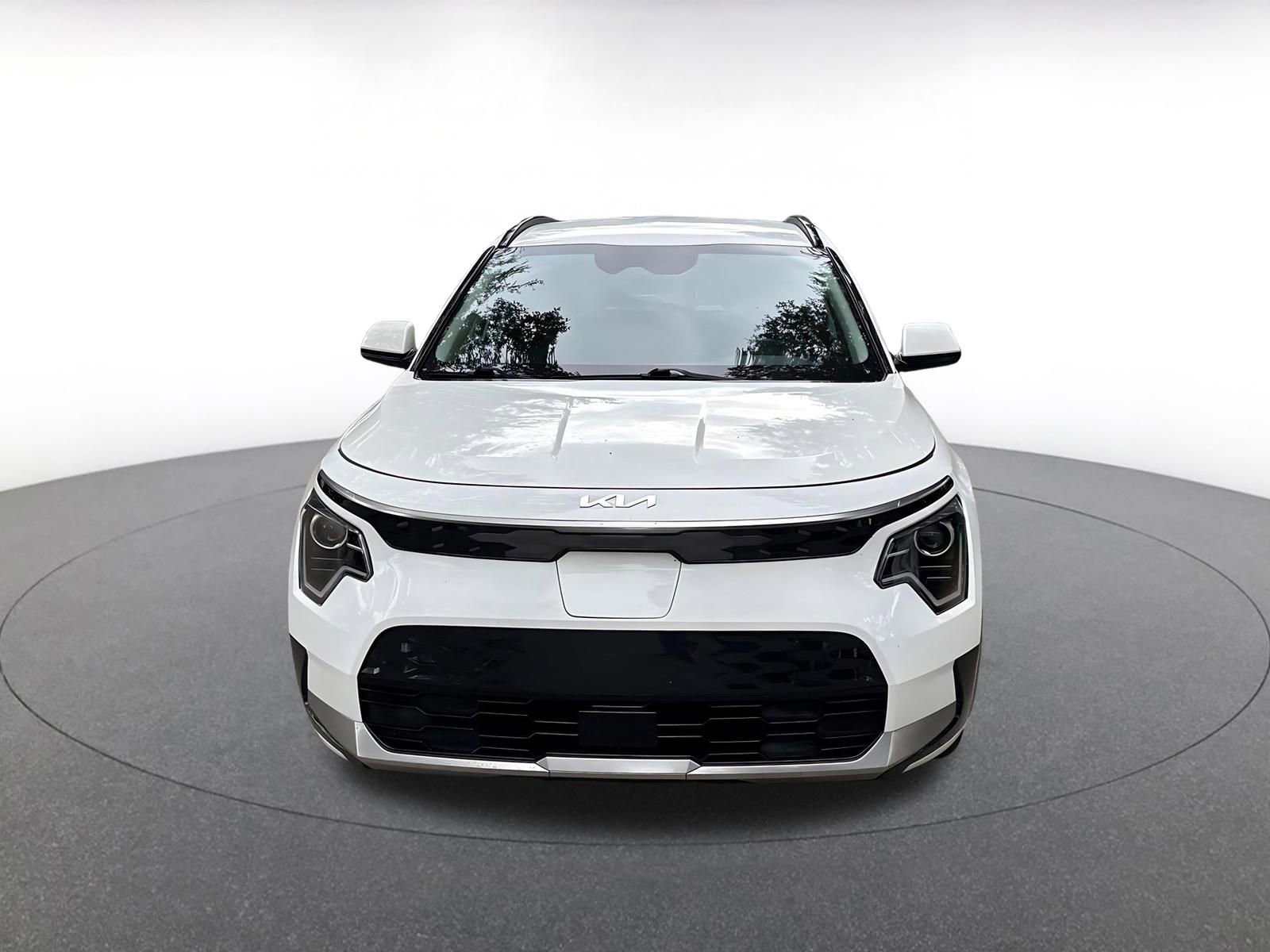 Used 2024 Kia Niro Wind FWD image 2