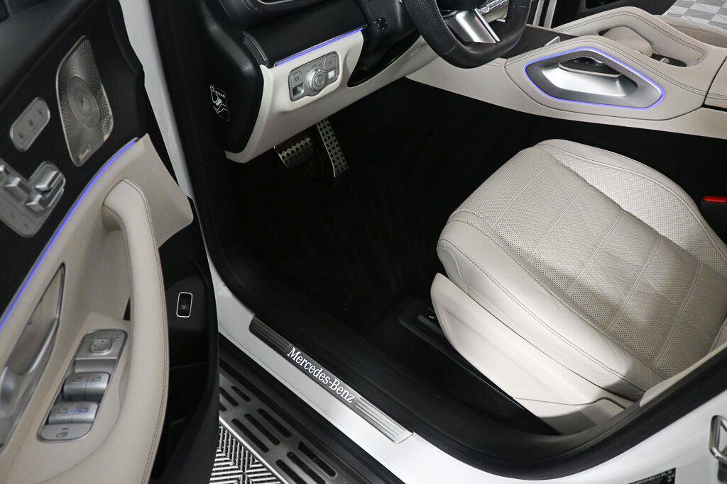 Certified 2024 Mercedes-Benz GLS 450 4MATIC image 7