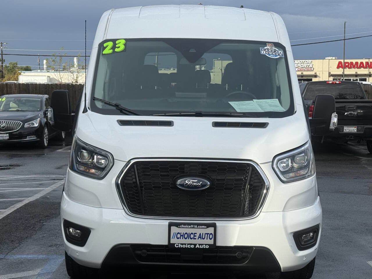 Used 2023 Ford Transit 350 XLT image 2