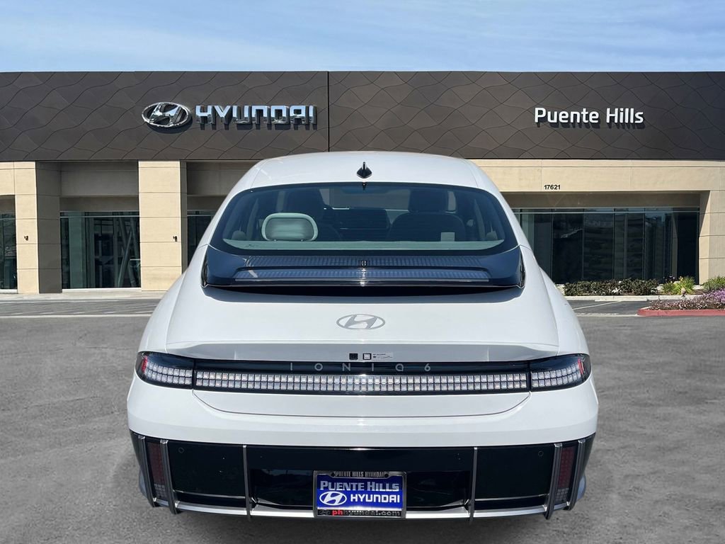 Used 2025 Hyundai Ioniq 6 SEL image 5