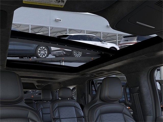 New 2026 Lincoln Navigator L Black Label AWD/4WD image 22