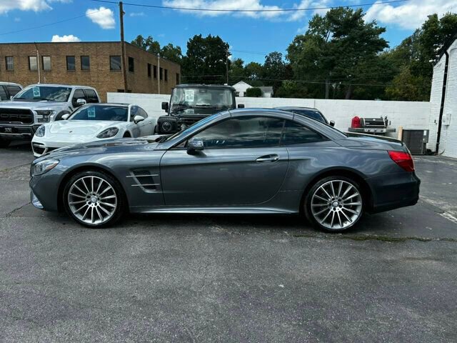 Used 2017 Mercedes-Benz SL 450 image 2