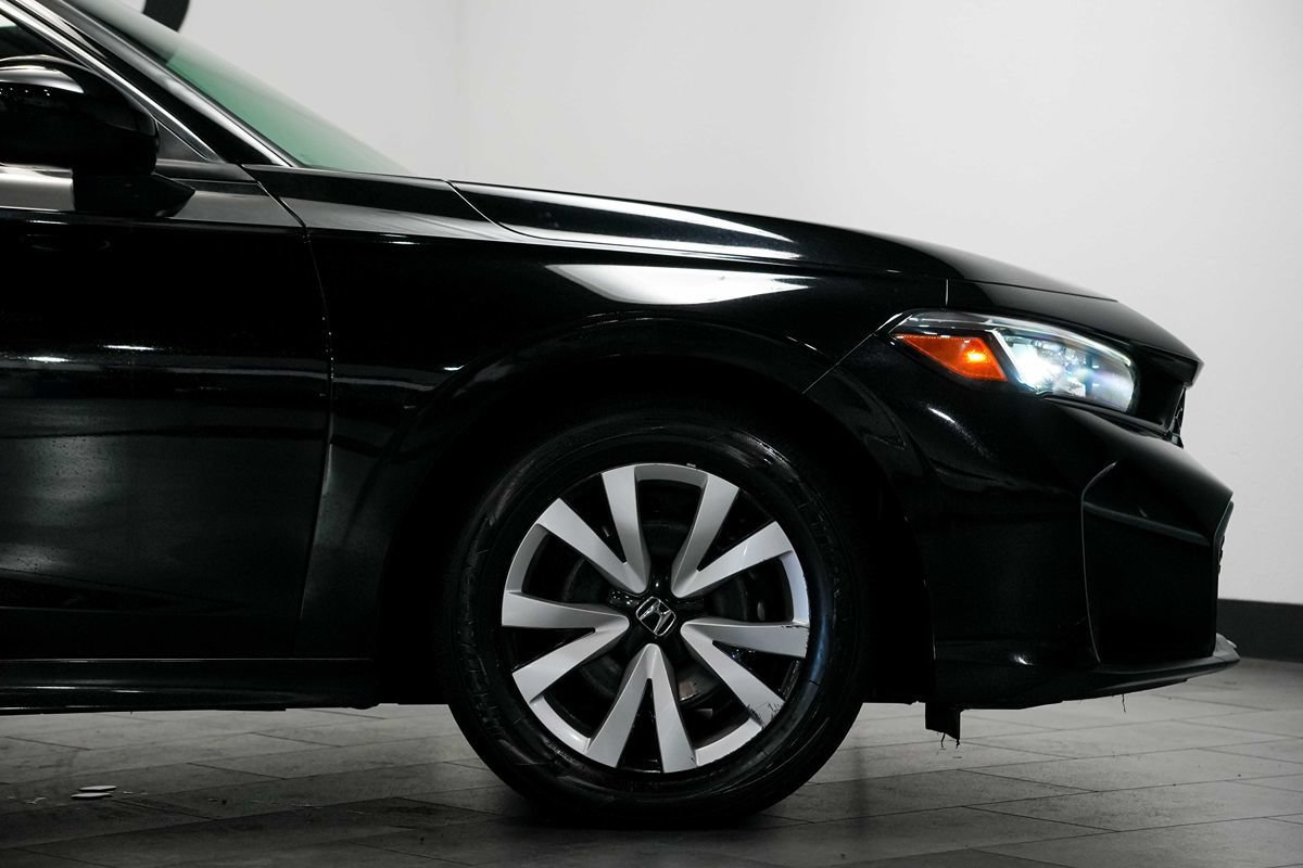 Used 2026 Honda Civic LX image 9